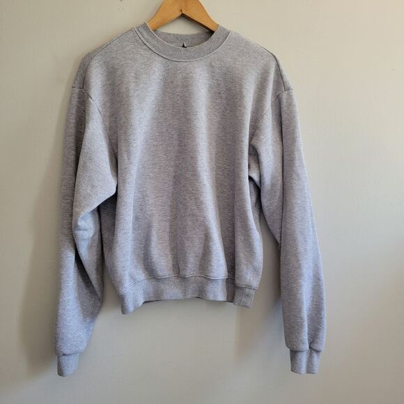 Skims💗Cotton Fleece Light Grey Classic Crewneck Medium - Picture 3 of 5